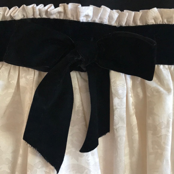 Girl’s Holiday Dress, size 12 - Picture 3 of 6